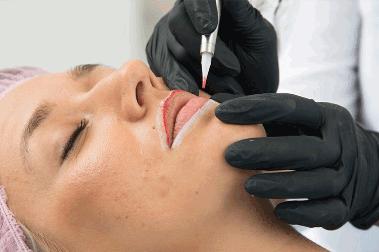 Aydın Kalıcı Makyaj Uzmanlığı Kursları 0-530-304-9898